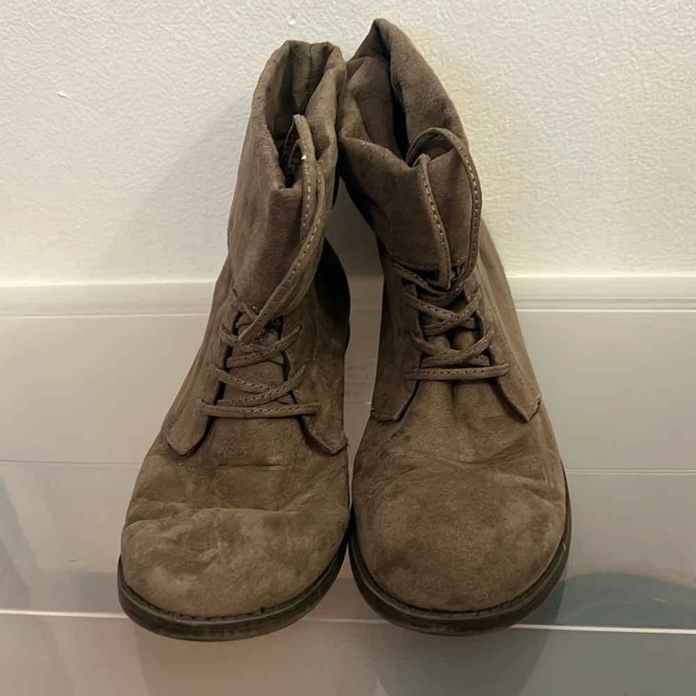 American Eagle Boots